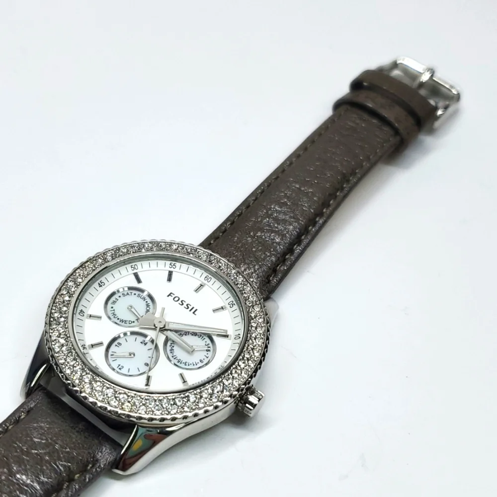 Fossil Watch ES2995 Silver Crystal Brown Leather Wristband White Face NWT